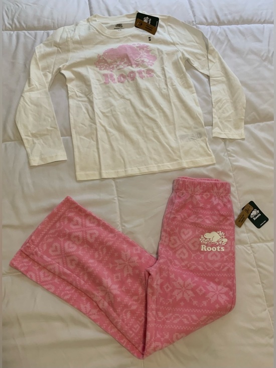 Roots Other - NWTs Roots Kids Sz Medium (7-8 years old) Pj Set